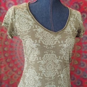 Curious Gypsy Olive Green Shirt size Medium